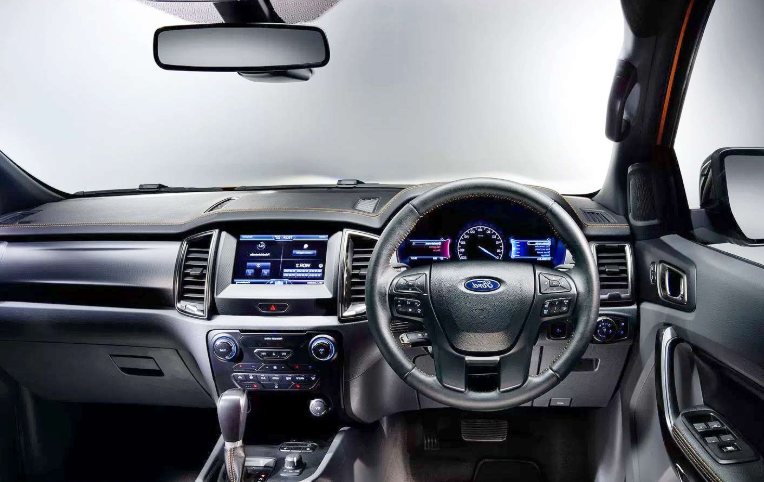 2019 Ford Escape Hybrid Interior