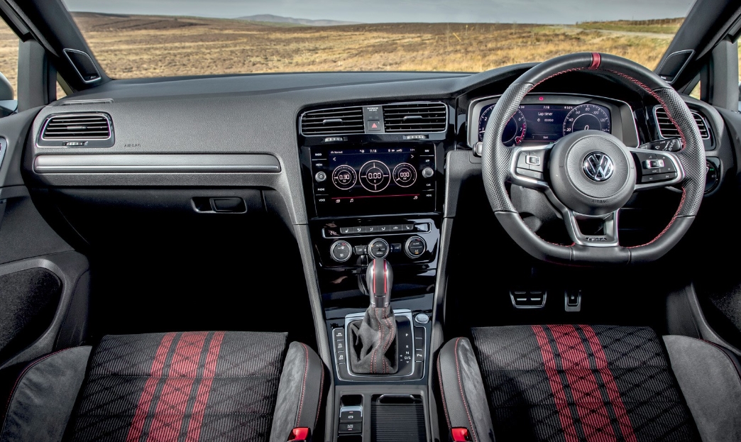 2024 Volkswagen Golf GTI Interior
