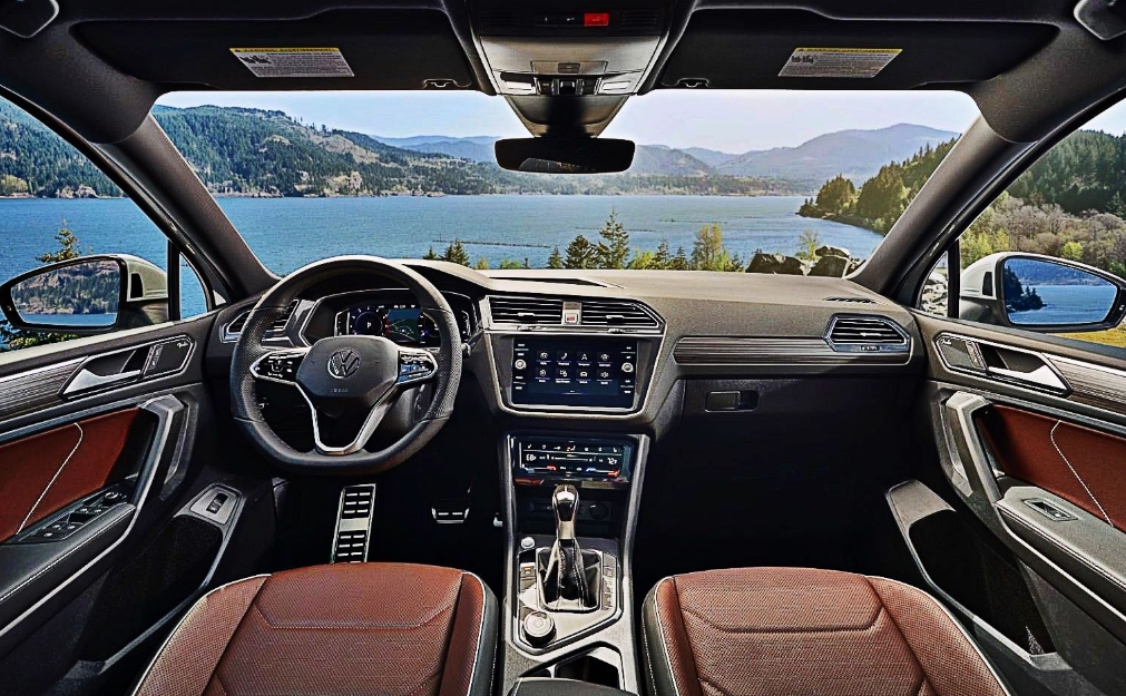 2024 Volkswagen Tiguan Interior
