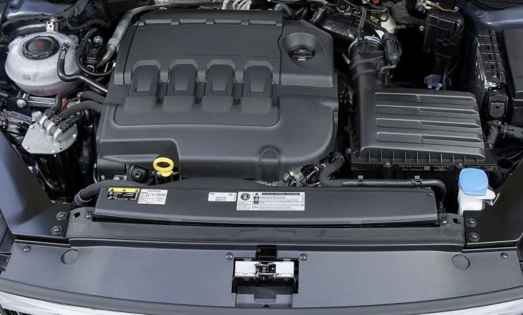 2025 Volkswagen Passat Wagon Engine