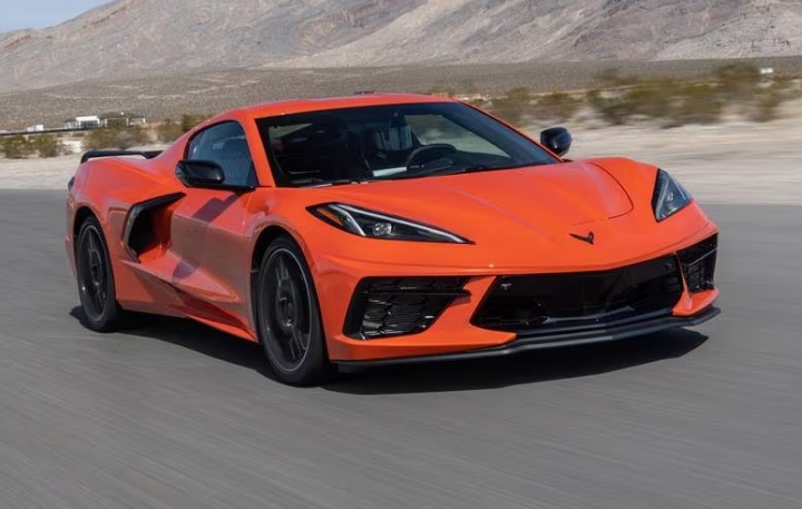 2027 Chevrolet Corvette EV Pictures